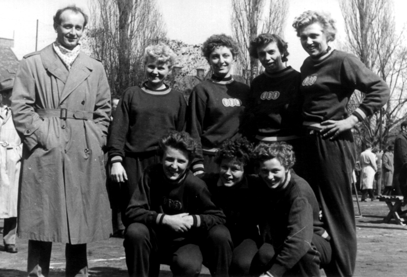 Mistryně republiky 1955 – družstvo žen ÚDA Praha