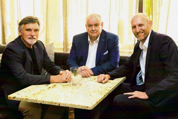 Halanda - Hronek - Pakosta