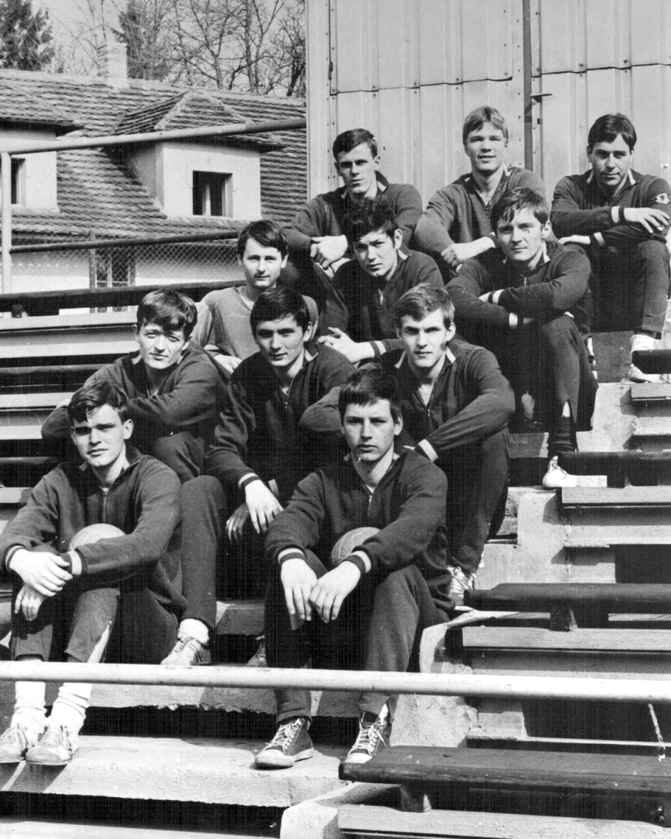 74 muži Dukla Rakovník